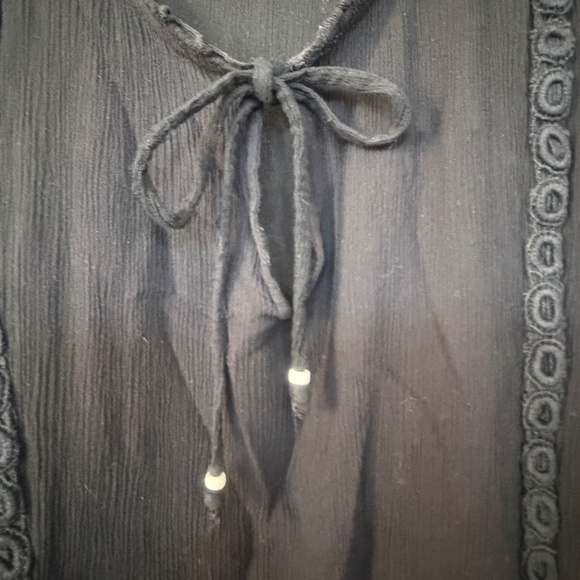 C - Black long sleeve shirt Ladies - Picture 5 of 6